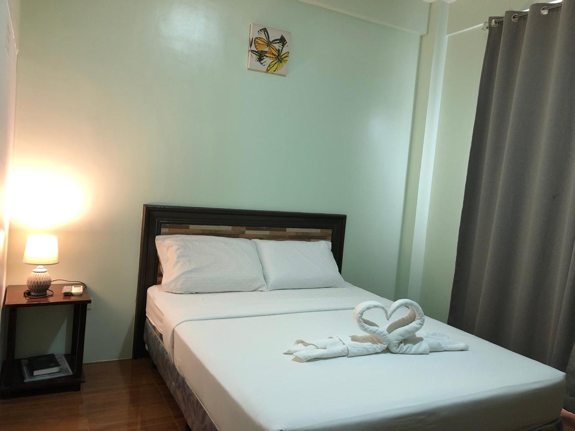 Adams View Hotel Moalboal Exterior photo